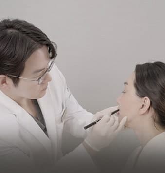 On-site medical team monitoring — DA Dermatology Dosan